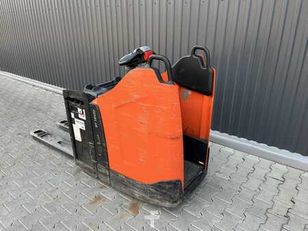 Electric Pallet Trucks 2018  BT LPE200 (3)