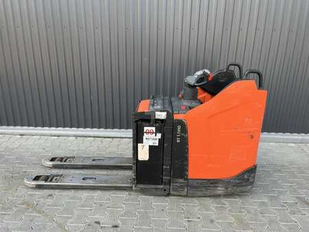 Electric Pallet Trucks 2018  BT LPE200 (2)