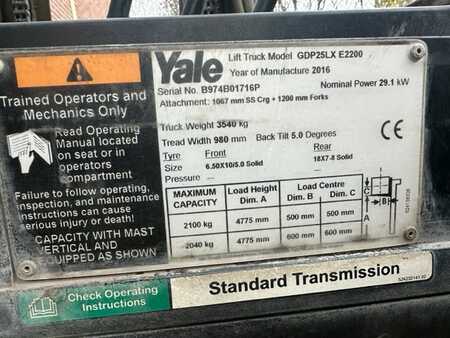 Empilhador diesel 2016  Yale GDP-25-LX-E2200 (3)