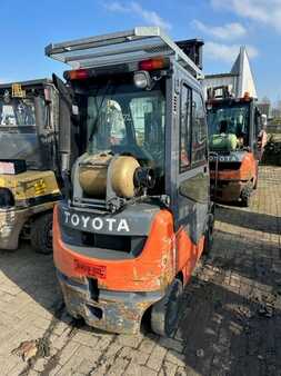 LPG Forklifts 2018  Toyota 06-8-FGF-15-F cabine (2)