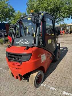 LPG VZV 2015  Linde H-30-T-02 Cabine (2)