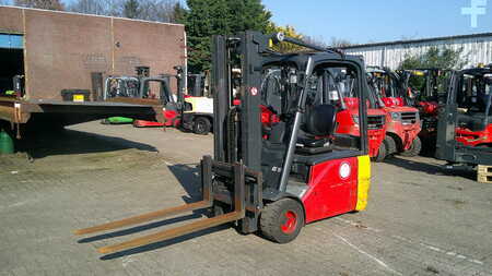 El Truck - 3-hjul 2013  Linde E18-01 (1)