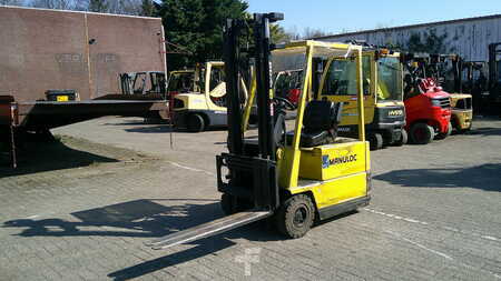 Eléctrica de 3 ruedas 2007  Hyster A1.50XL (1)