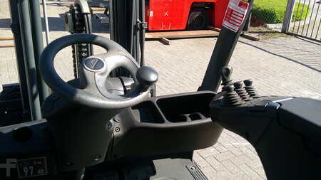 Wózki widłowe diesel 2016  Linde H20D-01 1579 HOURS (4)