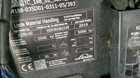 Dieselový VZV 2018  Linde H35D-02 CABIN (5)