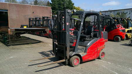 Carrelli elevatori GPL 2013  Linde H16T-01 (1)