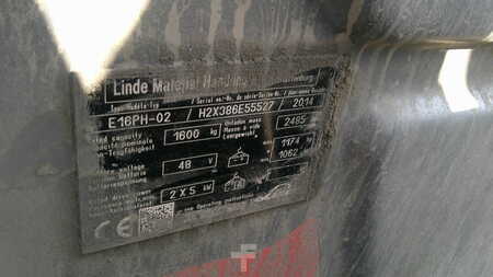 Elektryczne 4-kołowe 2014  Linde E16PH-02 (5)