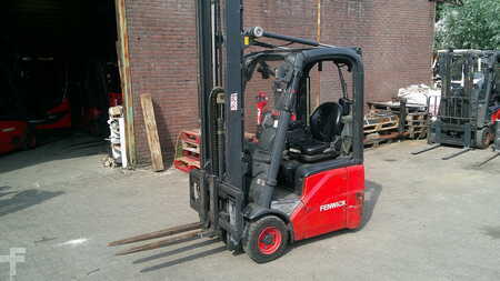 3-wiel elektrische heftrucks 2013  Linde E12-01 (1)