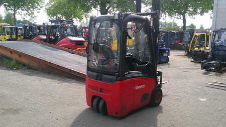 3-wiel elektrische heftrucks 2013  Linde E12-01 (2)