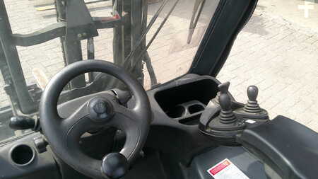 3-wiel elektrische heftrucks 2013  Linde E12-01 (4)