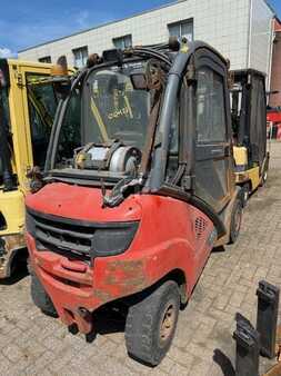 LPG heftrucks 2014  Linde H25T-02 (2)