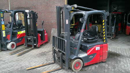 Elektro tříkolové VZV 2017  Linde E16C-02 (1)