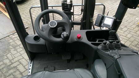 Elektro tříkolové VZV 2017  Linde E16C-02 (5)