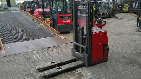 Ruční vysokozdvižný vozík 2016  Linde L16 (2)