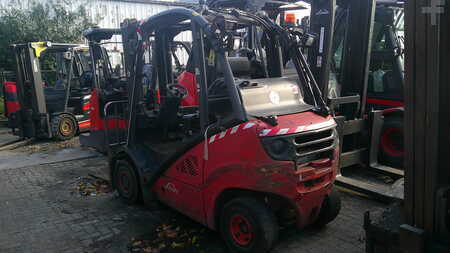 Chariots élévateurs GPL 2008  Linde H25T (2)