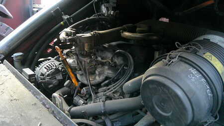 Chariots élévateurs GPL 2008  Linde H25T (4)