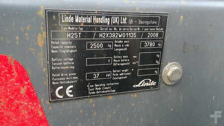 Chariots élévateurs GPL 2008  Linde H25T (5)