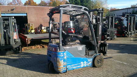 Elektro tříkolové VZV 2018  Toyota 8FBE16T (2)