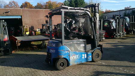 Elektro čtyřkolový VZV 2019  Toyota 8FBMT25 (2)