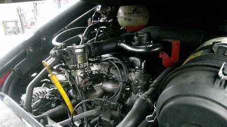 Empilhador a gás 2017  Linde H20T-02/600 1/2 CABIN (4)