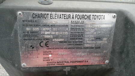 Elektro čtyřkolový VZV 2010  Toyota 7FBMF30 (5)