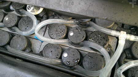 Ruční vysokozdvižný vozík 2015  Linde L10B (3)