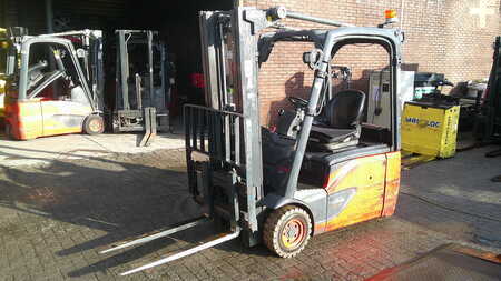 Sähkö - 3 pyör 2017  Linde E16-02 ION (1)