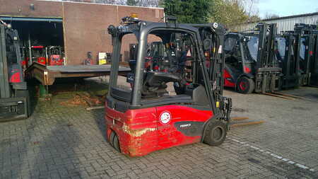 Elektromos 3 kerekű 2019  Linde E18-02 (1)