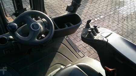 Nestekaasutrukki 2017  Linde H20T-01 (3)