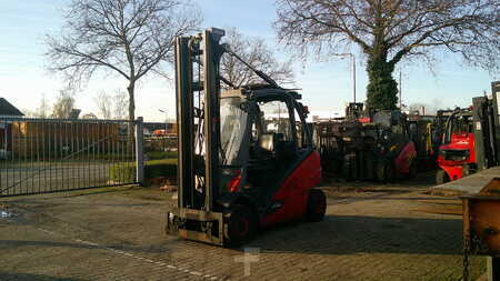 Dieselový VZV 2016  Linde H25D-02 CABIN (1)