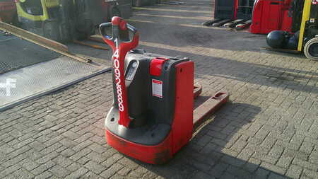 Elektrische palletwagens 2015  Linde T18 (1)