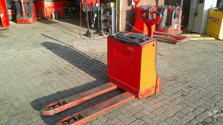 Elektrische palletwagens 2015  Linde T18 (2)