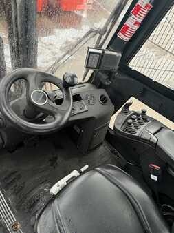 Gázüzemű targoncák 2015  Linde H35T-02 CABIN (3)