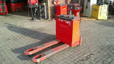 Lavtløftende truck 2017  Linde T16 (2)