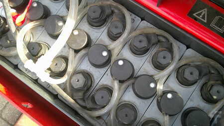 Elektrische palletwagens 2017  Linde T18 (3)