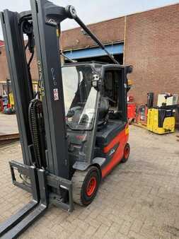 Eléctrica de 4 ruedas 2019  Linde E25-01 1357 HOURS BAT21 (1)