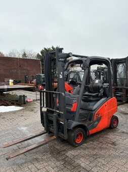 Nestekaasutrukki 2020  Linde H20T-01 (1)