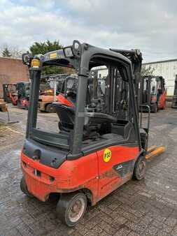 Elektro čtyřkolový VZV 2013  Linde E16P-02 (2)