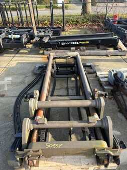 Dieselstapler 2015  Linde H70D-01 CABIN (3)