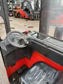 Stoccatori uomo seduto 2017  Linde L16R (3)