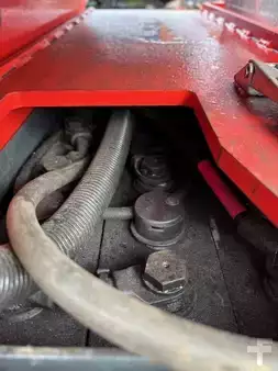 Stoccatori uomo seduto 2017  Linde L16R (4)