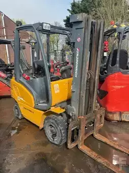 Wózki widłowe diesel 1998  Jungheinrich DFG25 (1)