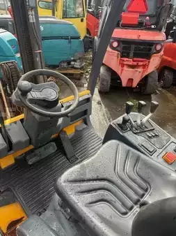 Wózki widłowe diesel 1998  Jungheinrich DFG25 (3)