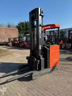 Chariots à mât rétractable 2019  BT RRE160M (1)