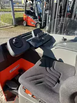 Chariots à mât rétractable 2019  BT RRE160M (3)