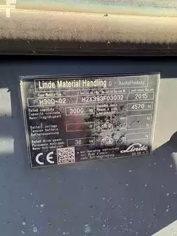 Chariots élévateurs diesel 2015  Linde H30D-02 1/2 CABIN (5)