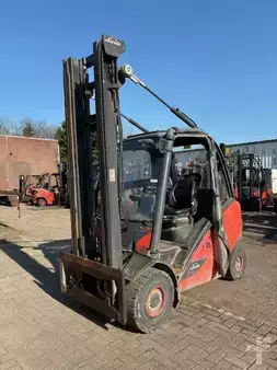 Chariots élévateurs diesel 2018  Linde H30D-02 (1)