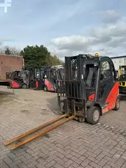 Diesel truck 2014  Linde H20D-02/600 CABIN (1)