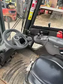 Diesel truck 2014  Linde H20D-02/600 CABIN (3)