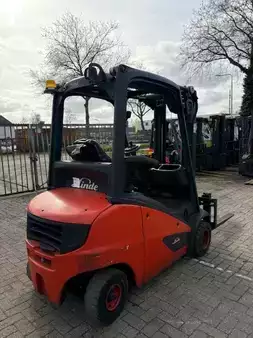 Diesel truck 2017  Linde H20D-01 (2)